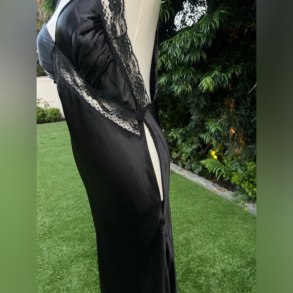 NastyGal Lace Detail Slip On Dress - Picture 7 of 9